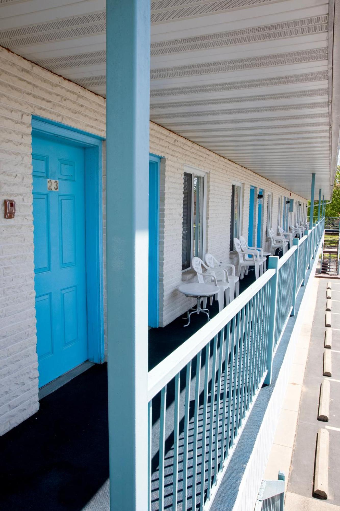 Starlite Motel วิสคอนซินเดลส์ ภายนอก รูปภาพ