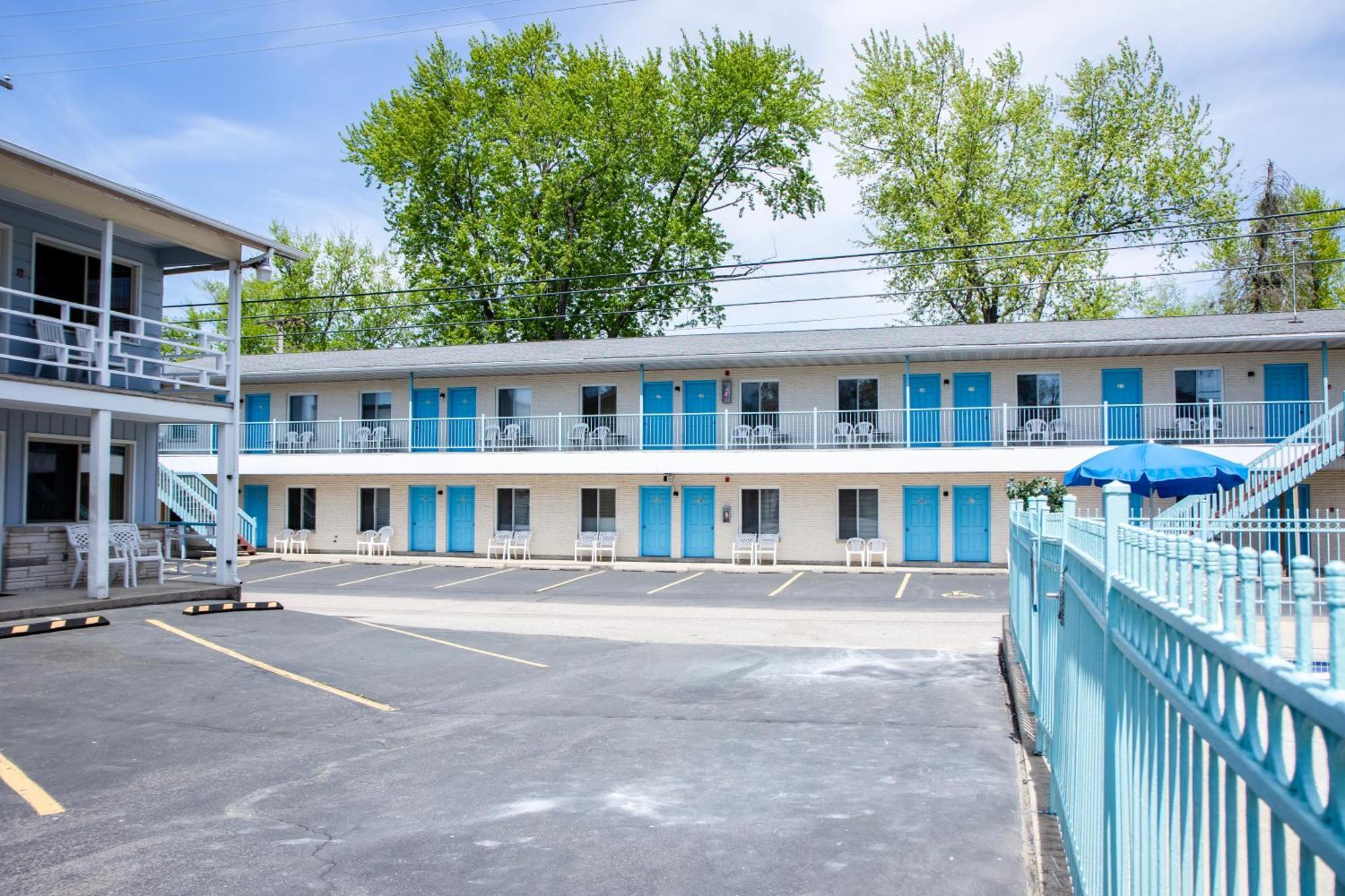 Starlite Motel วิสคอนซินเดลส์ ภายนอก รูปภาพ
